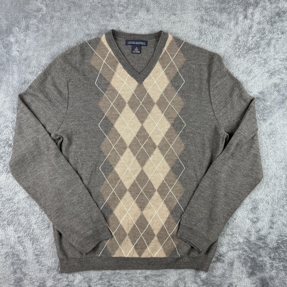 Banana Republic Sweater Mens Small Gray 100% Merino Wool V Neck Argyle Pullover